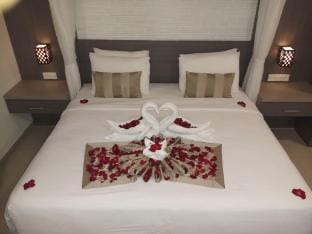 A Sprawling Honeymoon Villa with Beauty Pool Villa in Kuta Selatan