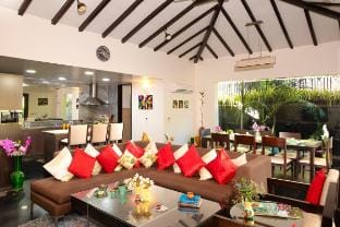 TROPICAL BREEZE 3BHK Bali Private Pool & Jacuzzi Villa in Goa, India