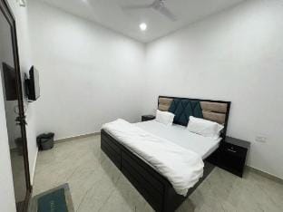 Divine Kashi । Near Shree Kashi Vishwanath Temple Vacation rental in Varanasi