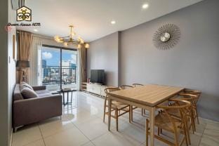 Dreamhouse HCM - Saigon Royal 2 Bedrooms Apt A1107 Apartment in Ho Chi Minh City