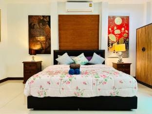 Orchid Garden Pool Villa 7 bedroom Villa in Pattaya City