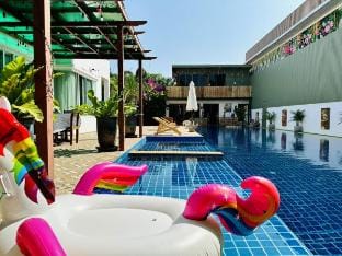 Orchid Garden Pool Villa 7 bedroom Villa in Pattaya City