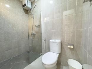 New! Private 2BR villa with pool in center Canggu Villa in North Kuta