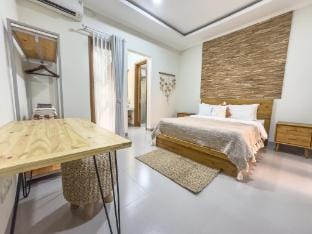New! Private 2BR villa with pool in center Canggu Villa in North Kuta