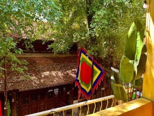 Retro House| Natural balcony| Old Quarter Vacation rental in Hanoi