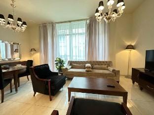 Furnished 1BR Escape in Dubai Meydan Vacation rental in Dubai
