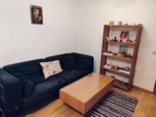 Cozy apartment in Madrid Center, near Bernabeu  Apartment in Madrid