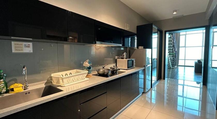 【SEAVIEW】Duplex SeaFront •Town •WiFi-Kitchen 83A Apartment in George Town