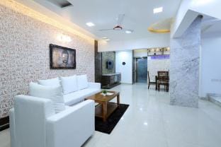 Spacious Villa Stay – BBQ, Gym  & Green Garden Vacation rental in Mumbai