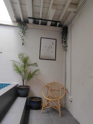 【Heritage House】2BR •DipPool •Town-StreetArt 47 Vacation rental in George Town