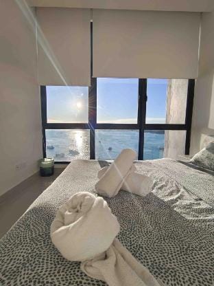 The Shore Sunset Seaview Suite 일몰 바다 전망 집日落海景家 Vacation rental in Kota Kinabalu