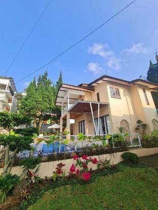 De MARLIN'S 3, PRIVATE POOL EXCLUSIVE Villa in Parongpong