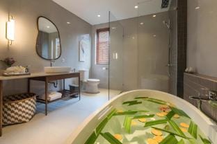 Super Spacious Affordable 6BR Villas in Canggu Villa in North Kuta