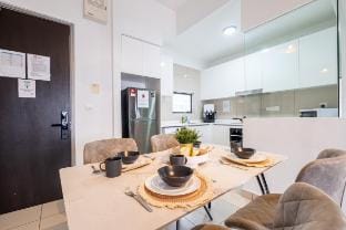 Elegant Home @ Astoria Ampang 3room Kid Play Slide Vacation rental in Federal Territory of Kuala Lumpur