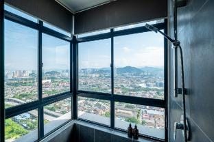 Elegant Home @ Astoria Ampang 3room Kid Play Slide Vacation rental in Federal Territory of Kuala Lumpur