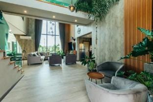 5-Star Prime Villa with 5 Bedrooms & Private Pool Villa in Hua Hin District