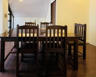 The Chinar Retreat- Hut Villa in India