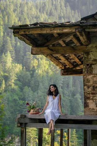 Bastiat Stays| Enchanting Valley View Cottage Vacation rental in Himachal Pradesh