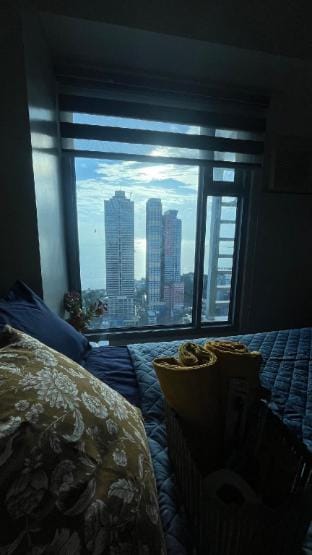 Studio Penthouse  Unit/Walk Away to USEm&SLEC Vacation rental in Manila City