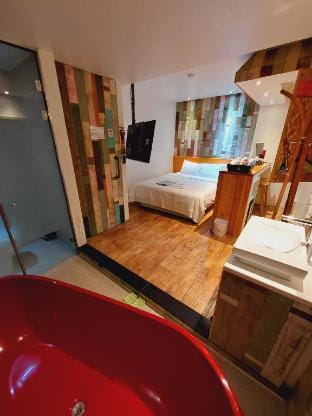 Korean st. room near Gimpo airport 502. 5min metro Apartment in Seoul