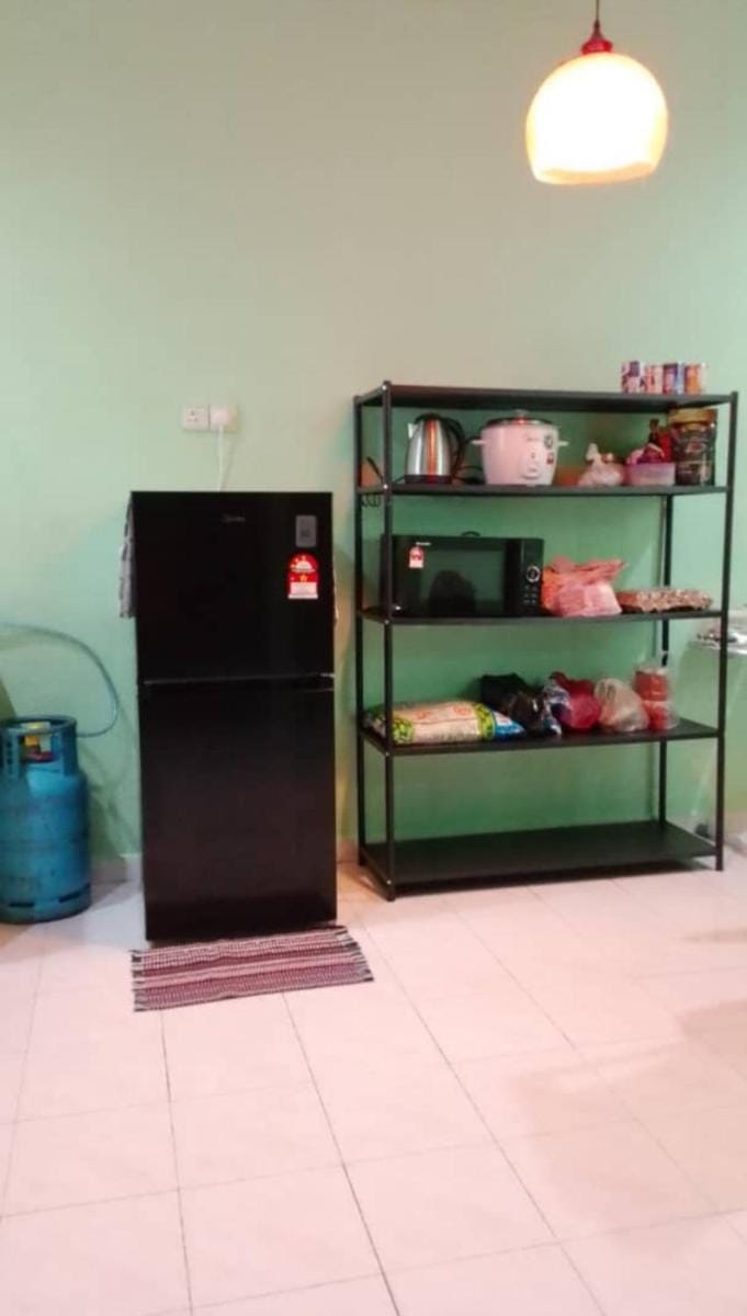 Homestay Taman Delima Paka Full AC & Free Wi-Fi  Vacation rental in Terengganu, Malaysia