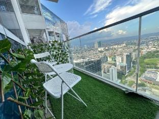 Cozy Modern Suite with Magnificent view Apartment in Makati
