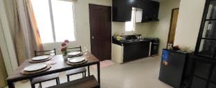 넓은 뒷마당 2층 단독주택, 룸 3개 화장실 2개, 고급 주택단지(B9L11) Vacation rental in Lapu-Lapu City