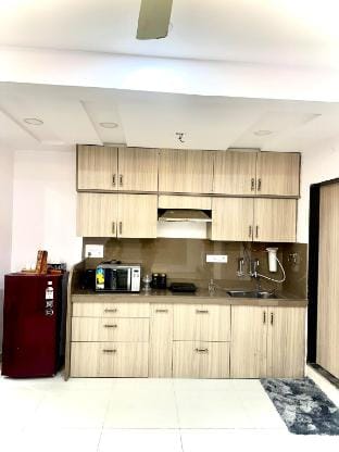 Cozy 2BHK with Balcony & Kitchen Apartment in Maharashtra