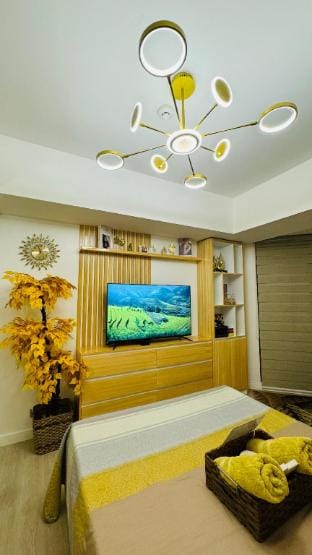 LUX AURUM MGD Staycation Azure North Apartment in Calabarzon