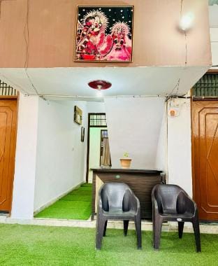 Nikunjam- cozy & spacious at a perfect location Vacation rental in Uttar Pradesh
