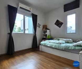 BKK pet friendly house +Hi-speed Wifi Vacation rental in Bangkok