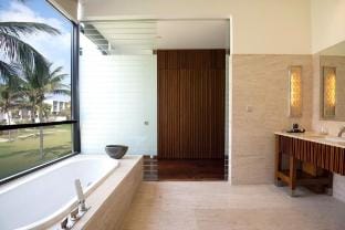 Beachfront Villa In Resort Da Nang Villa in Hoa Hai