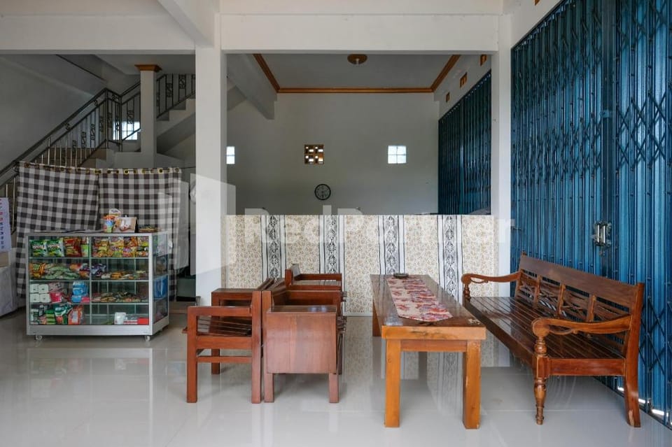 Elma Guesthouse YIA KulonProgo Yogyakarta Mitra RedDoorz Hotel in Special Region of Yogyakarta