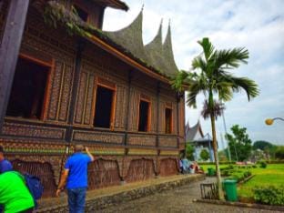 EVERGREEN LODGE Vacation rental in Padang
