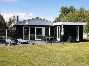person holiday home in Vaeggerlose Vacation rental in Væggerløse