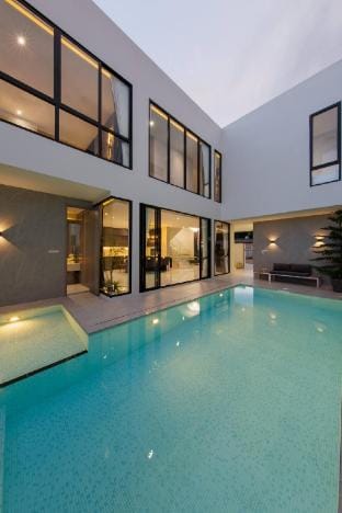 A9 Airport pool villa Villa in Chiang Mai