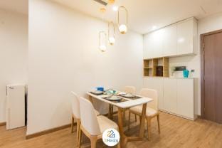 Comfort Stay Ha Noi at Vinhomes Metropolis Apartment in Hanoi