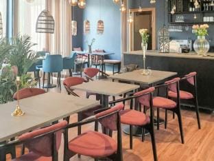 Inviting hotel room with free breakfast Vacation rental in Gothenburg