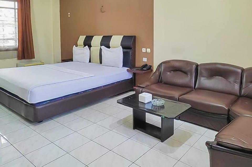 Fajar Indah Hotel Mitra RedDoorz Hotel in West Java