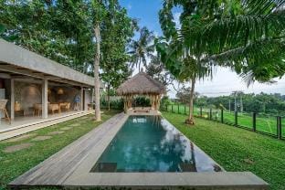Sola Villa w/Private Pool & Rice Field | Ubud Villa in Tampaksiring