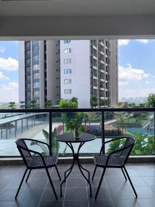Cozy 3R2B R&F Princess Cove 2min Walk to CIQ Apartment in Johor Bahru