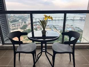 R&F Superior Seaview 2R2B By Wan Li Homestay Apartment in Johor Bahru