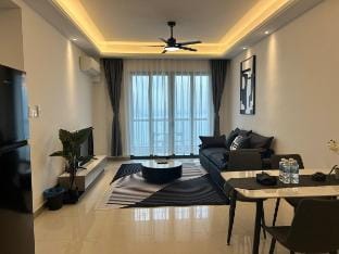 R&F Boutique 2Bedroom2Bath By Wan Li Homestay Apartment in Johor Bahru