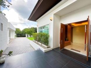 Pattaya shing village Villa in Pattaya City