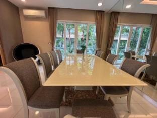 Pattaya shing village Villa in Pattaya City