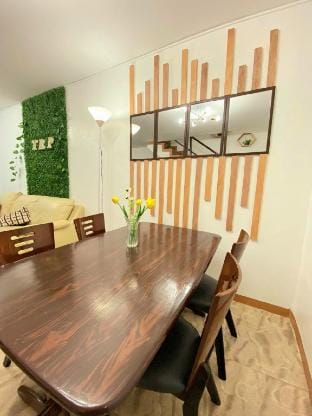 TRP4 - Rustic Styled Townhouse-Decaclark Angeles  Vacation rental in Angeles