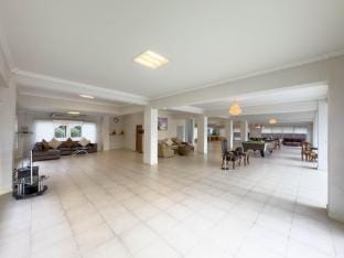 99 Poolvilla Bangsaen Villa in Chon Buri Changwat