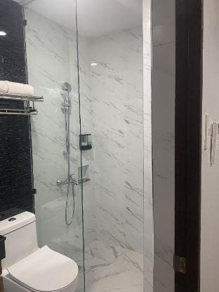 Madison Suites - Superior Room Apartment in Lapu-Lapu City