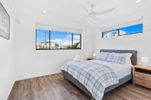 Little Palms 4 - Beachside Palm Beach Luxury Apartment in Palm Beach