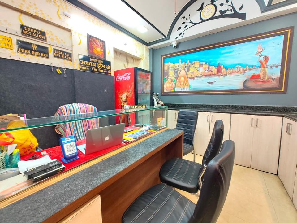 Goroomgo Akay guest house Varanasi 3km from Kashi Vishwanath Temple Hotel in Varanasi